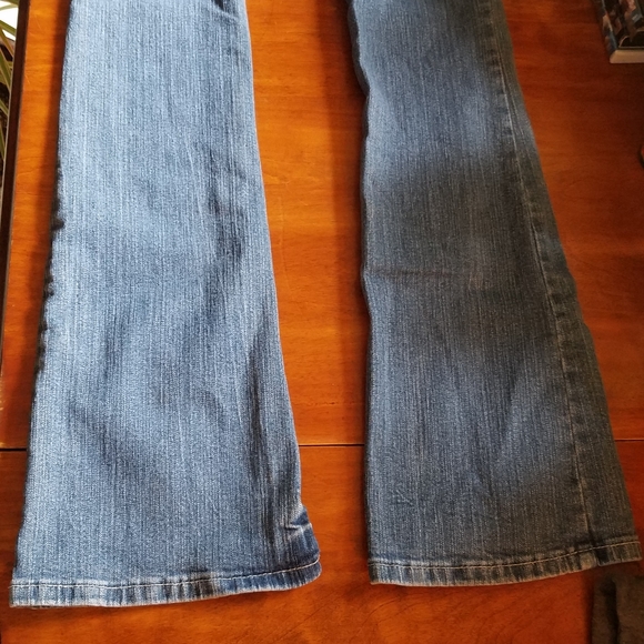 EUC Amethyst Jeans - Picture 5 of 6